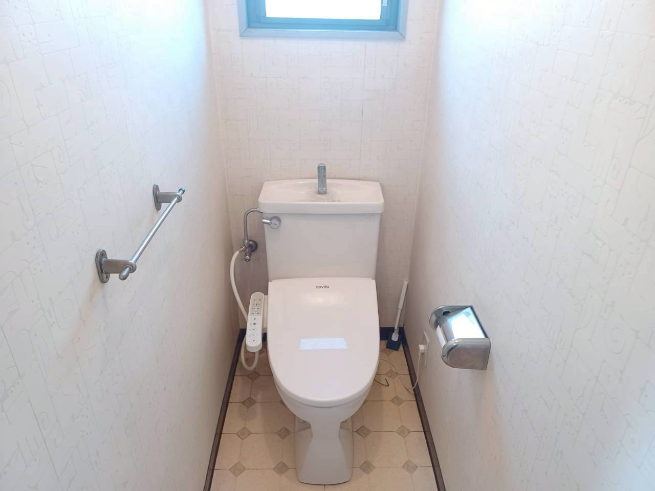 岡部ビル3F・4F貸家のトイレ