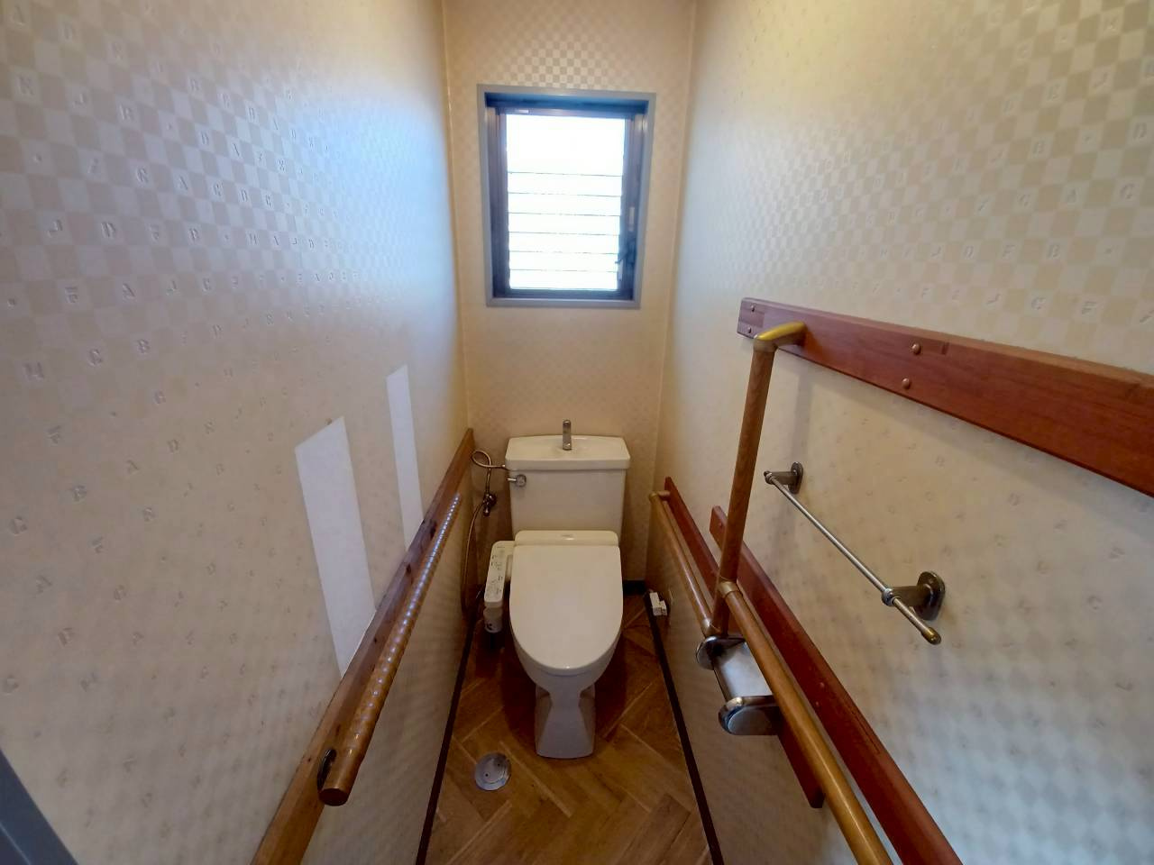 岡部ビル3F・4F貸家の内装