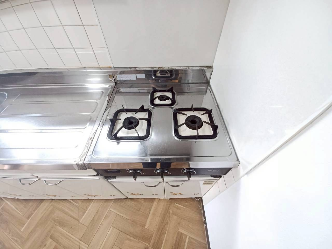 岡部ビル3F・4F貸家のキッチン