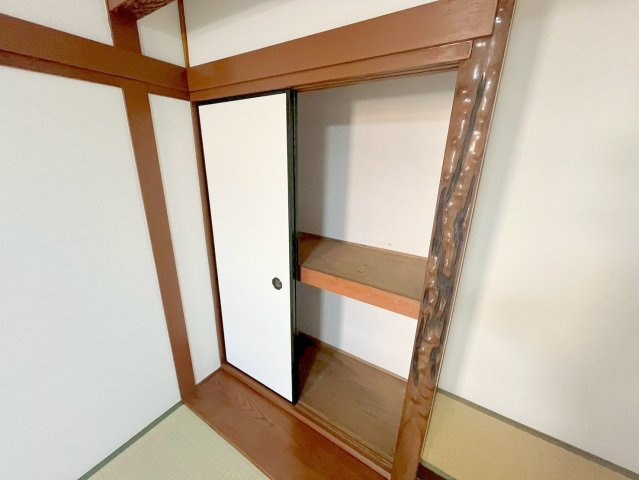 学園大和町6丁目戸建賃貸の収納