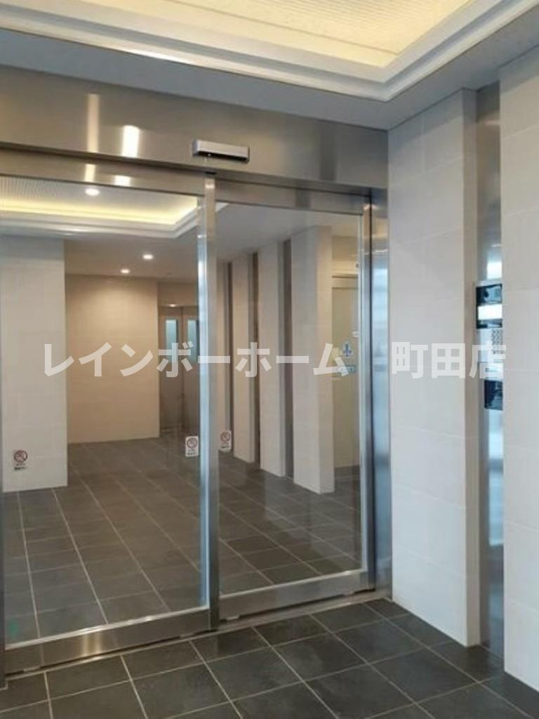 クラッテーロ相模が丘※初期費用分割あと払いサービス利用可能物件のエントランス