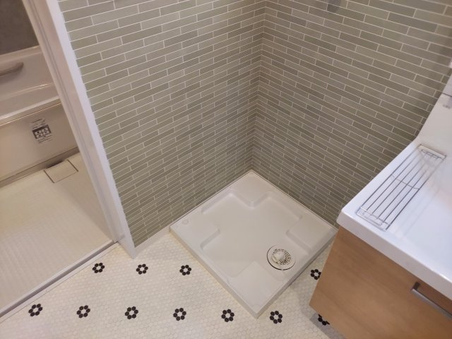 宝塚市宝梅3丁目一戸建の洗面所|洗濯機置場