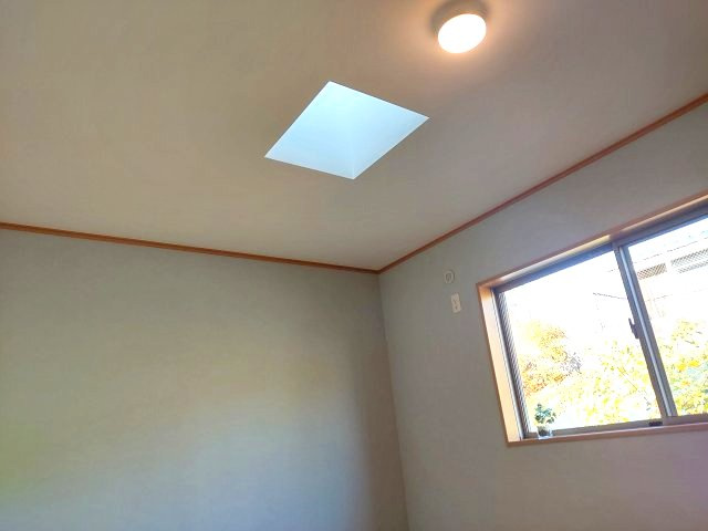 宝塚市宝梅3丁目一戸建の洋室|2階洋室北側約6帖