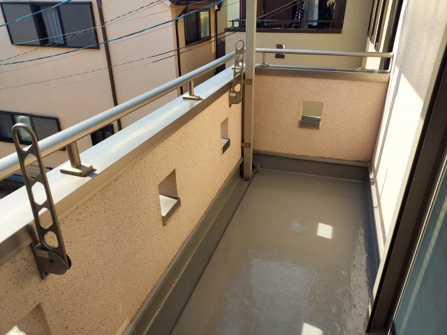 宝塚市宝梅3丁目一戸建のバルコニー
