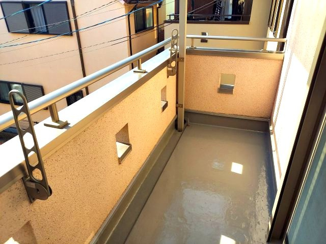 宝塚市宝梅3丁目一戸建のバルコニー