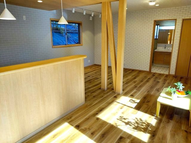 宝塚市宝梅3丁目一戸建の居間・リビング