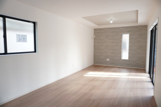 越谷市赤山町２丁目 新築分譲住宅 の居間・リビング