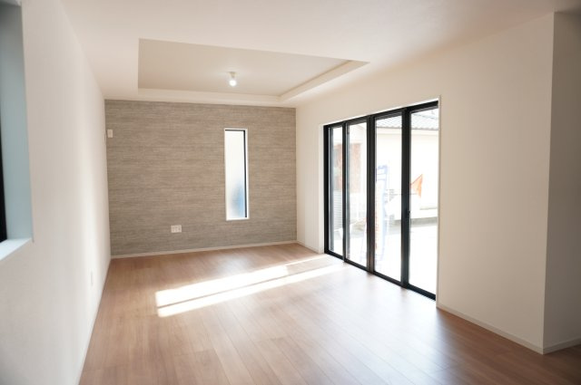 越谷市赤山町２丁目 新築分譲住宅 の居間・リビング