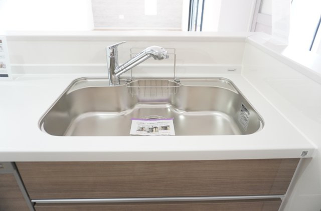 越谷市赤山町２丁目 新築分譲住宅 のキッチン