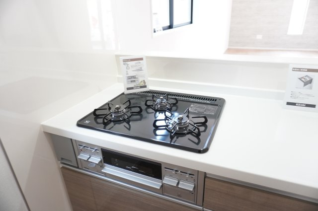 越谷市赤山町２丁目 新築分譲住宅 のキッチン