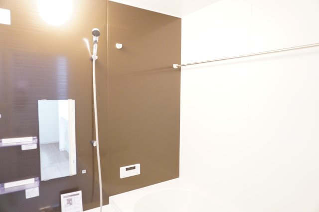越谷市赤山町２丁目 新築分譲住宅 の浴室
