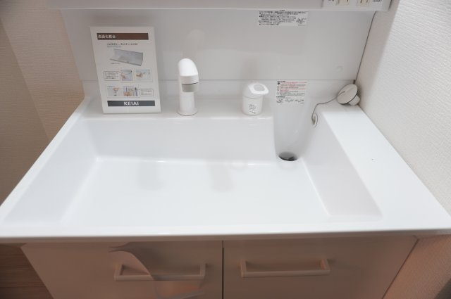 越谷市赤山町２丁目 新築分譲住宅 の独立洗面台