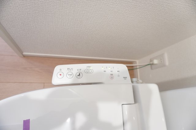 越谷市赤山町２丁目 新築分譲住宅 のトイレ