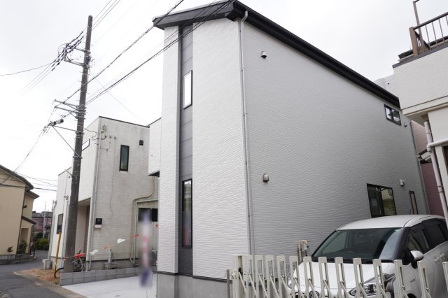 越谷市赤山町２丁目 新築分譲住宅 の外観