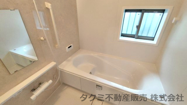 神戸市垂水区千鳥が丘　新築戸建ての浴室