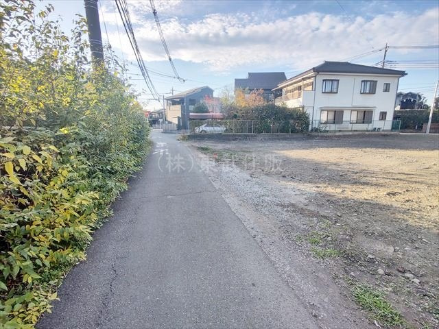 【前面道路含む現地写真】 | 川越市宮元町　全４区画　C号区 | 閑静な住宅地です