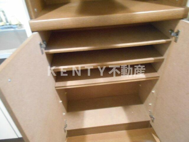 【収納】 | アザレアハイツ | 大きなものも収納できそうです