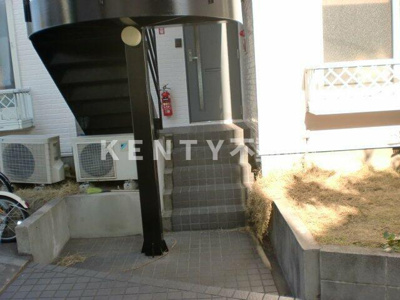 【エントランス】 | アザレアハイツ | 建物の内部です