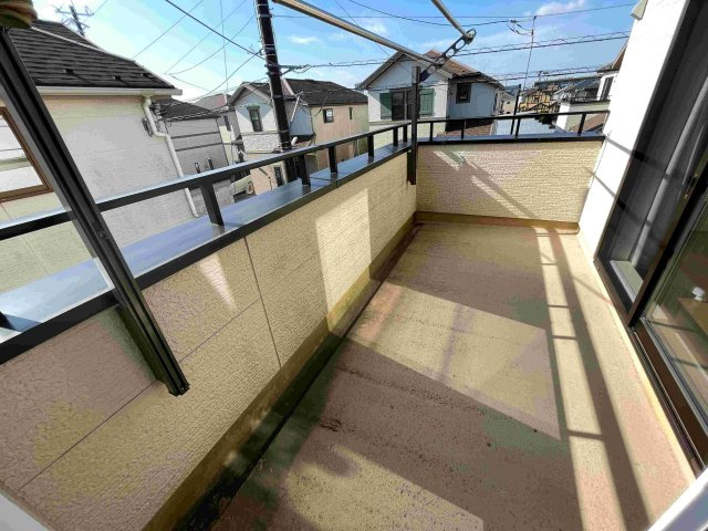 柏市花野井　中古戸建のバルコニー