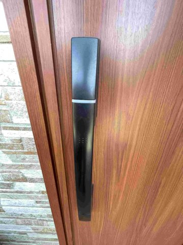 柏市花野井　中古戸建の玄関|カードキー対応