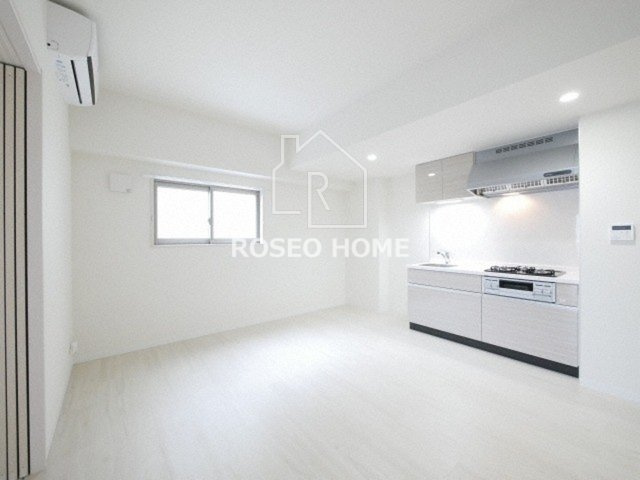 SKYレジデンス大阪梅田の居間・リビング|同マンション別部屋：参考写真