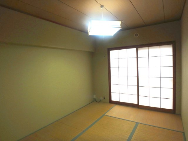 甲東園パークマンションの和室|きれいな和室です