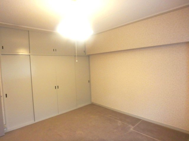 甲東園パークマンションの洋室|きれいな洋室です