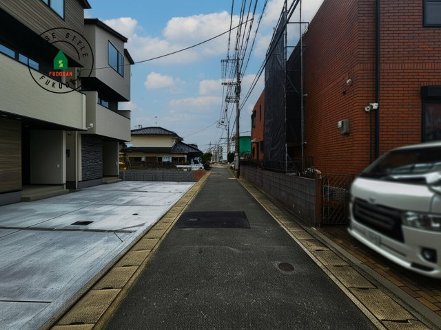 福岡市西区横浜1丁目第5-3棟（1号棟）　の前面道路含む現地写真|前面道路です。