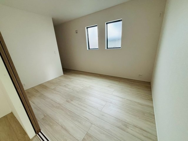 八街に１期　新築戸建て　１号棟の洋室