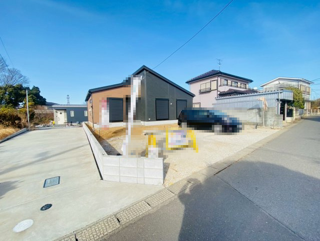 八街に１期　新築戸建て　１号棟の駐車場