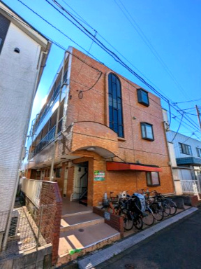 パストラルハイム三鈴の外観