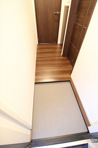 【玄関】