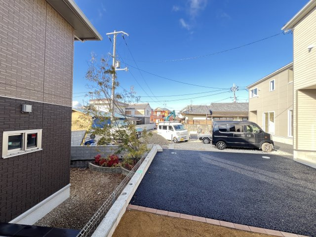 奈良市押熊町　第3期全２棟の前面道路含む現地写真