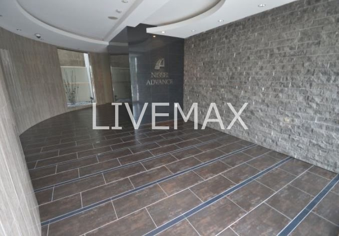 【ロビー】アドバンス三宮ラシュレ 