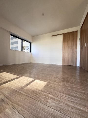 大阪市城東区中央２丁目の賃貸マンションの寝室