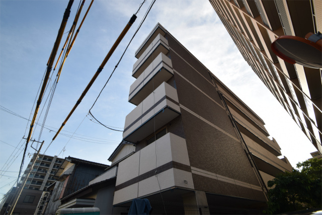 シンシア八番館