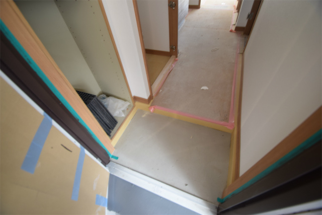 シンシア八番館の玄関|きれいな玄関です