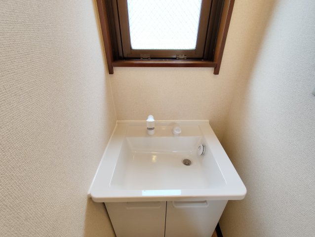 しゅんせいハイツ3の独立洗面台
