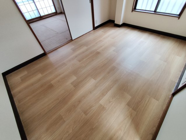 しゅんせいハイツ3の洋室