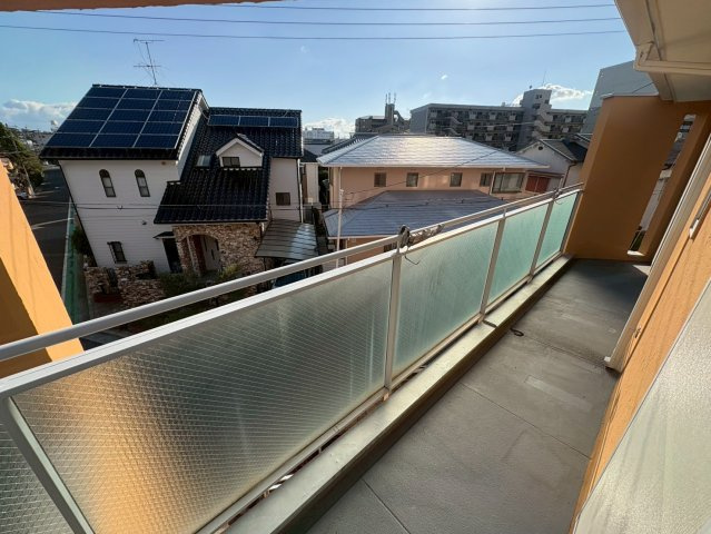 小曽根町4-5-15 戸建のバルコニー