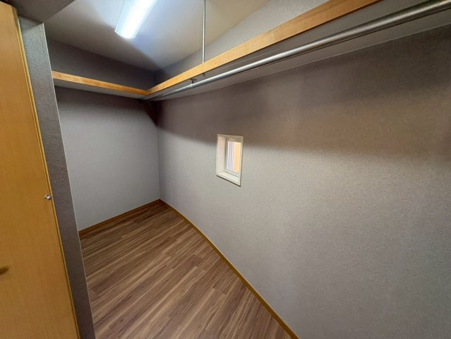 小曽根町4-5-15 戸建の内装