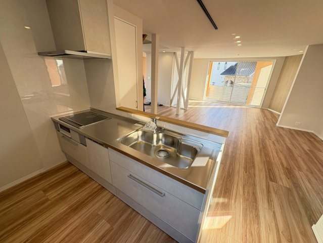 小曽根町4-5-15 戸建のキッチン