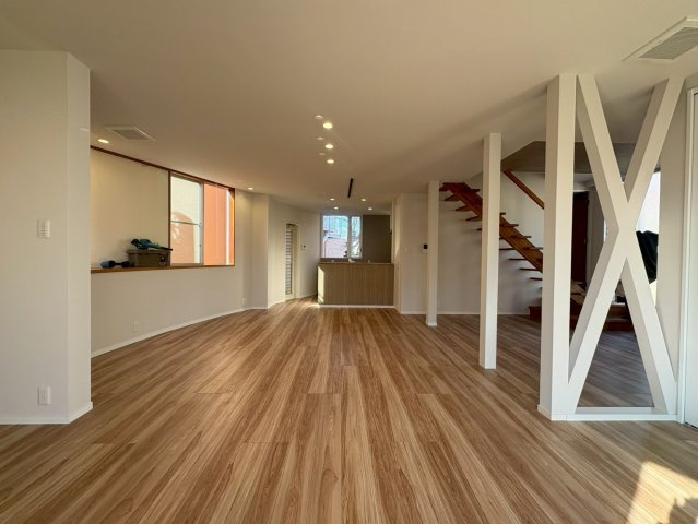 小曽根町4-5-15 戸建の内装