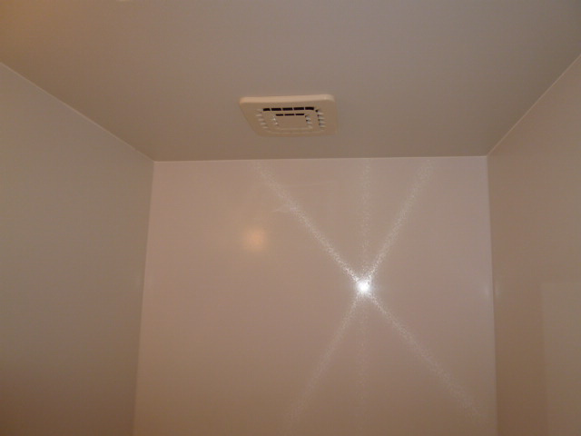 ビッグベアーＡの浴室|浴室換気扇