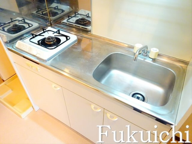 リリックコート中根ヒルズのキッチン