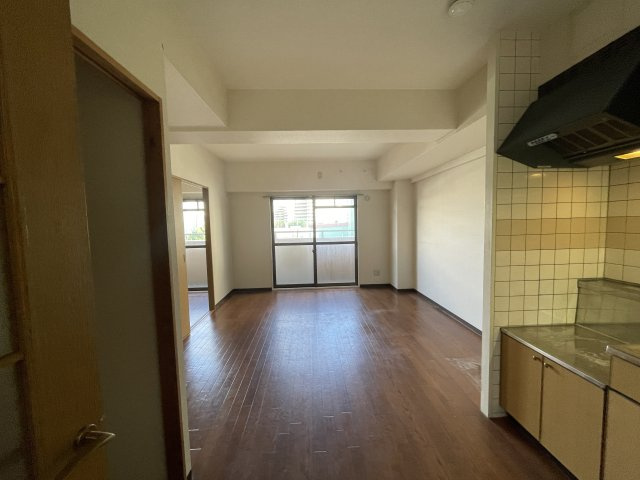 ルミネノヴァ菊田の洋室