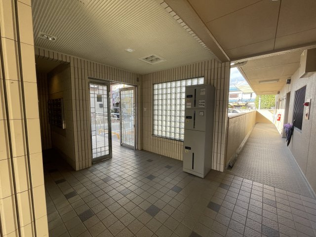 ルミネノヴァ菊田のロビー