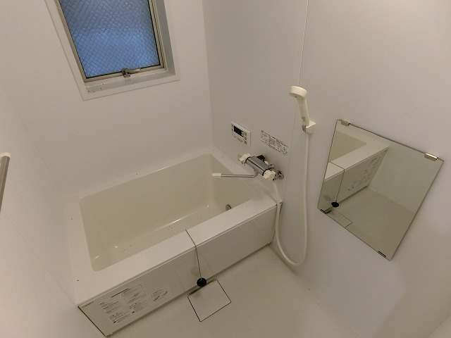 甲子園ハニーマンションの浴室