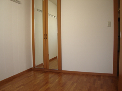 【寝室】 | ルナフィット | 洋室(姿鏡・照明)