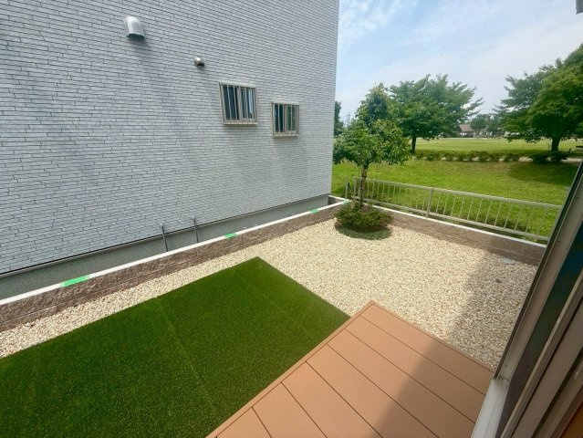 守山市焔魔堂町　新築戸建ての庭